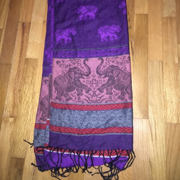Wall Tapestry/Pashmina/Beach Cover up - Picture 1 of 2